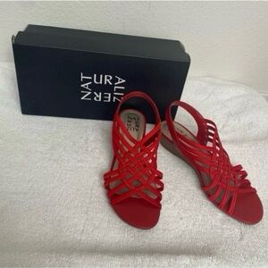 NWT New Naturalizer Women's Red Strappy Mini Wedge Open Toe Sandal Size 6.5 Boho